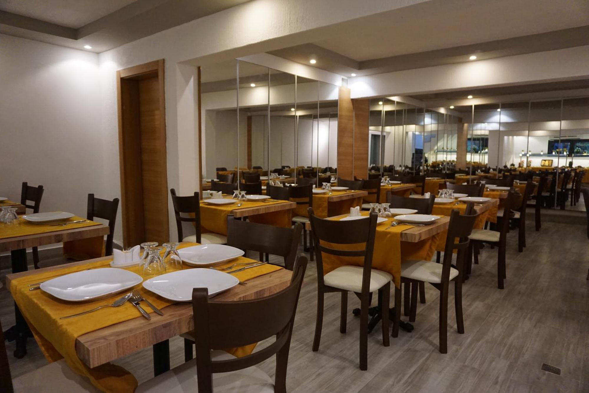 Otel Ramona